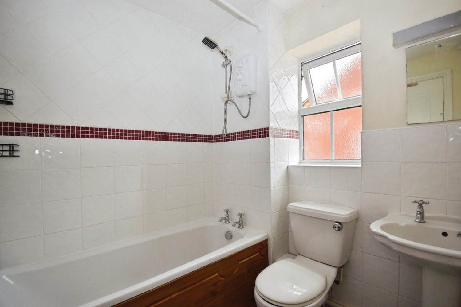 2 bedroom House for Sale 21 Blackwood Road, Bromsgrove, B60 1AN