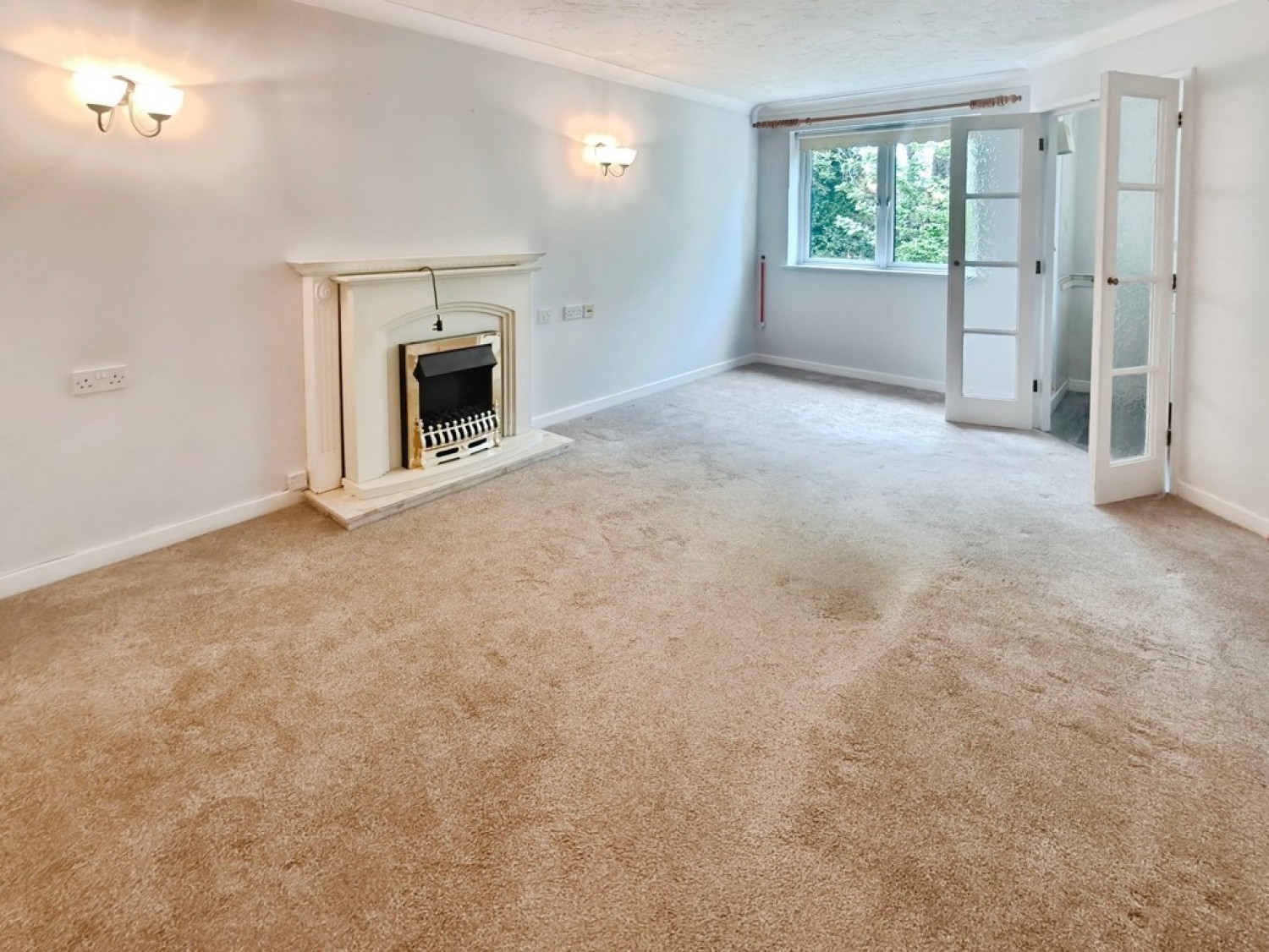 1 bedroom Flat for Letting Gheluvelt Court