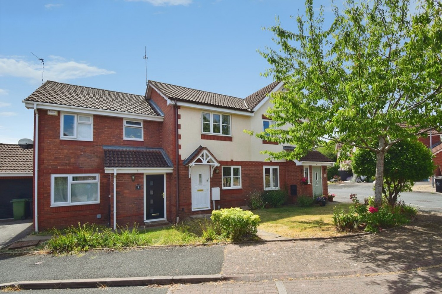 2 bedroom House for Sale 7 Peabody Avenue, Harley Whitehouse, Worcester, WR4 0QA