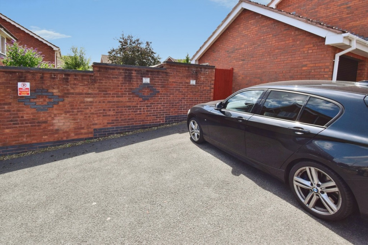 2 bedroom House for Sale 7 Peabody Avenue, Harley Whitehouse, Worcester, WR4 0QA