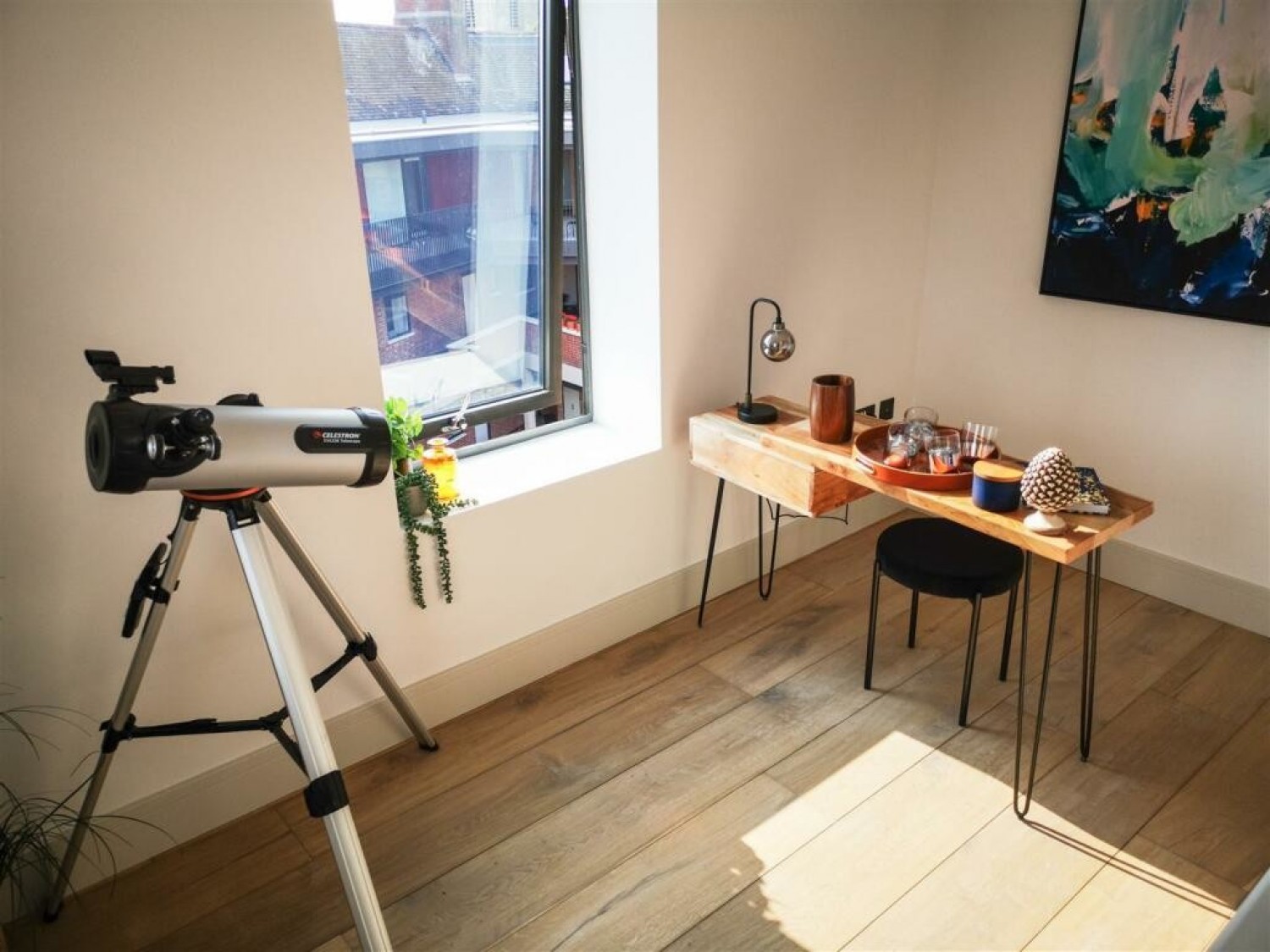 2 bedroom Flat for Sale The Penhouse, 28 The Old Fire Station, Copenhagen Street