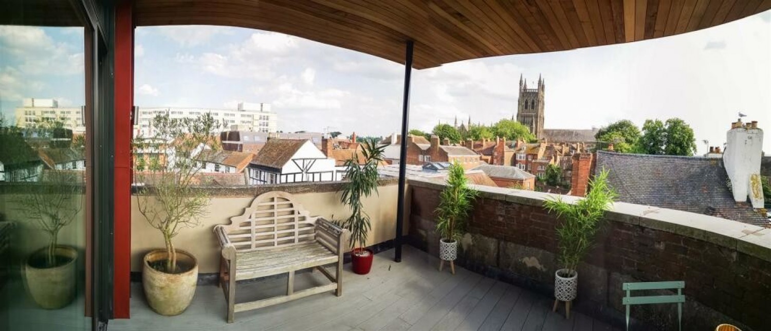 2 bedroom Flat for Sale The Penhouse, 28 The Old Fire Station, Copenhagen Street