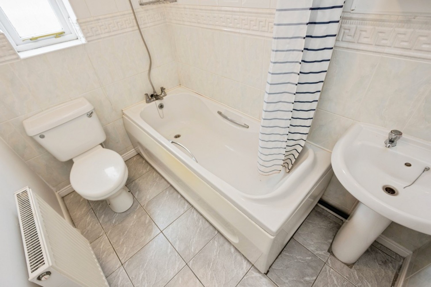 2 bedroom House for Sale Kendrick Close, Coalville