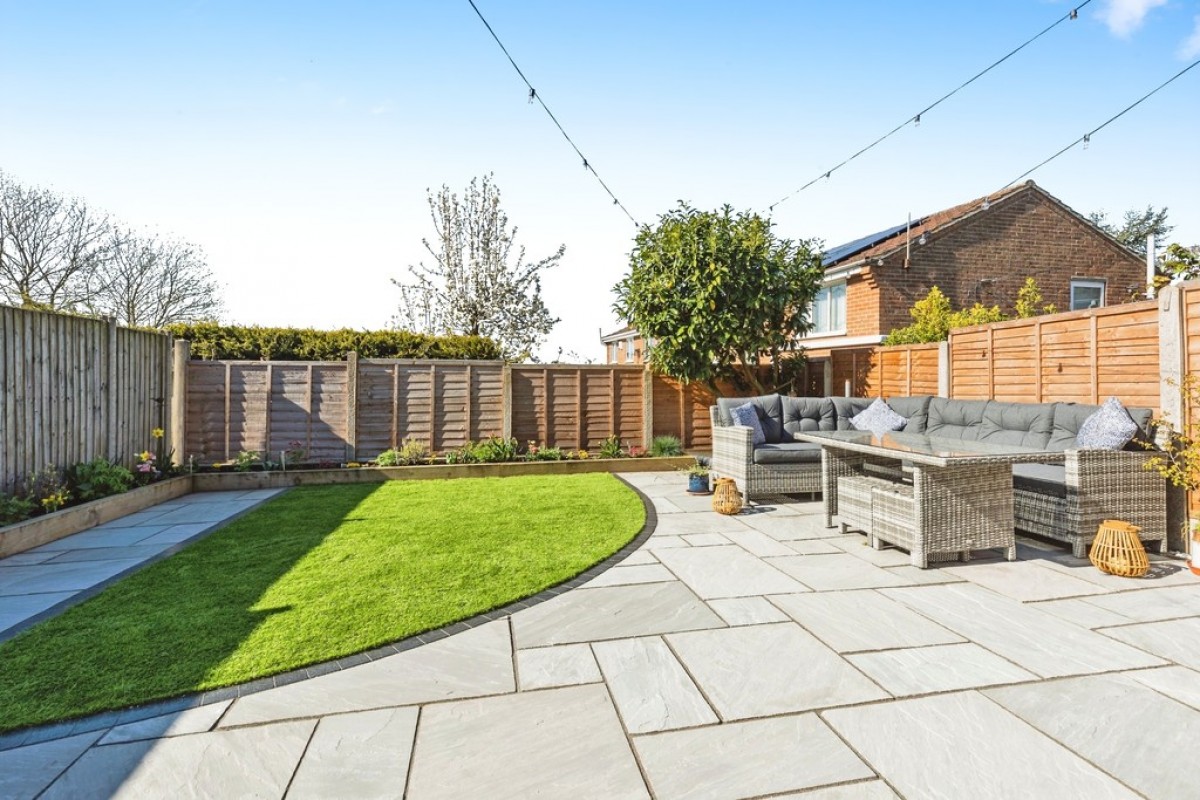 Newhall, Swadlincote