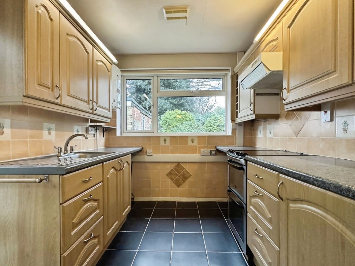 3 bedroom House in Anson Road, Shepshed