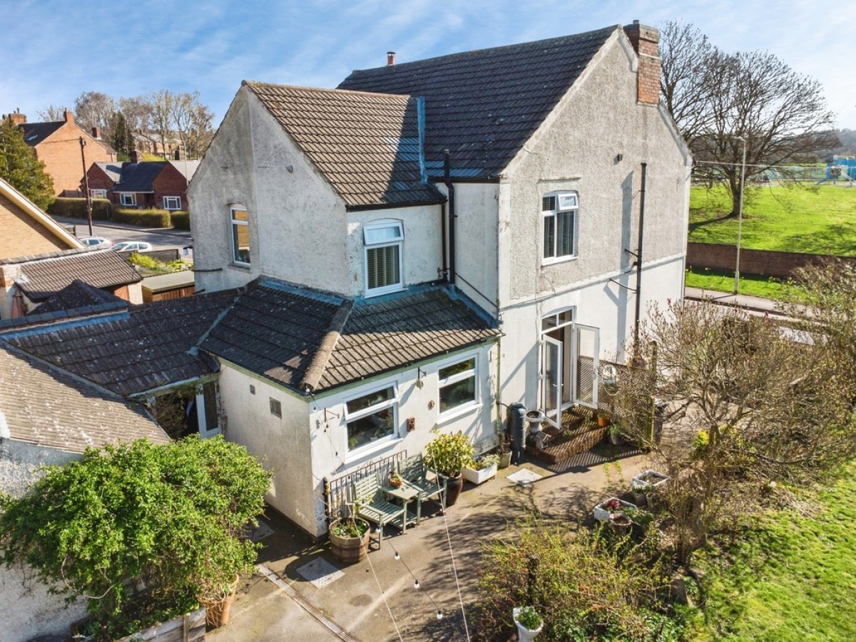 Station Road, Hugglescote