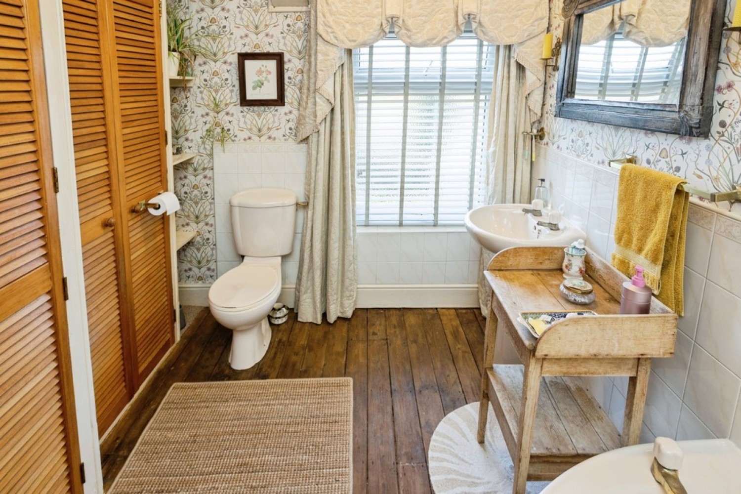 2 bedroom House for Sale Station Road, Hugglescote