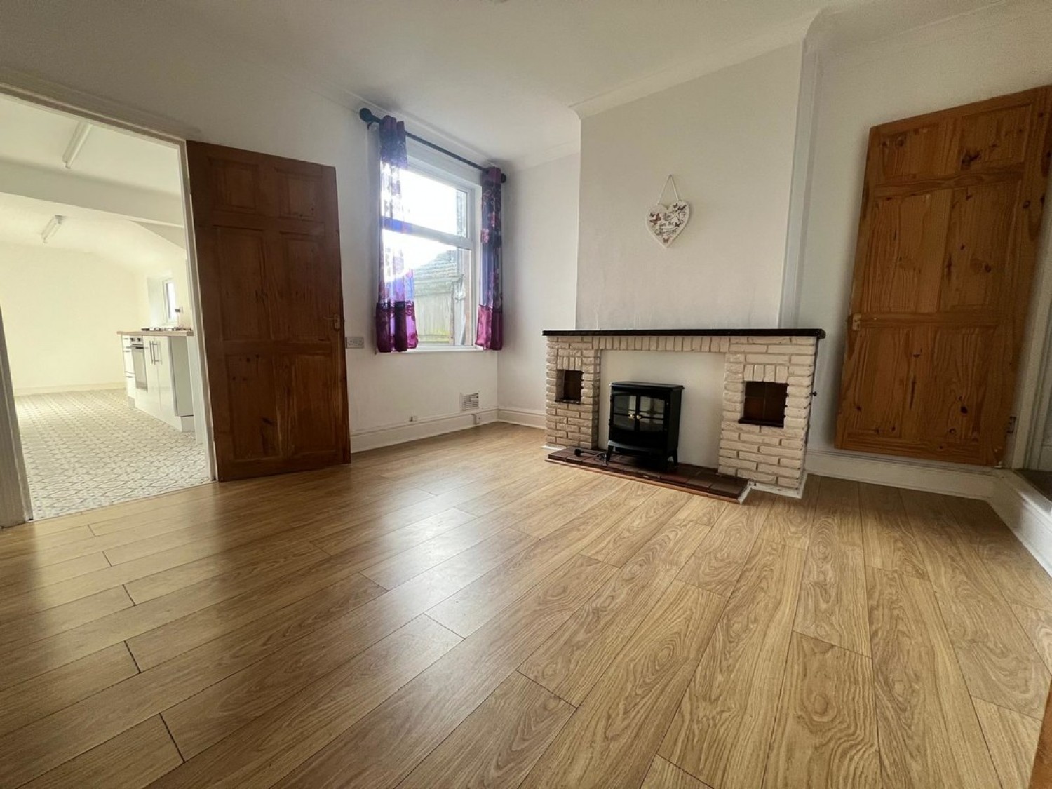 2 bedroom House for Letting Crescent Road