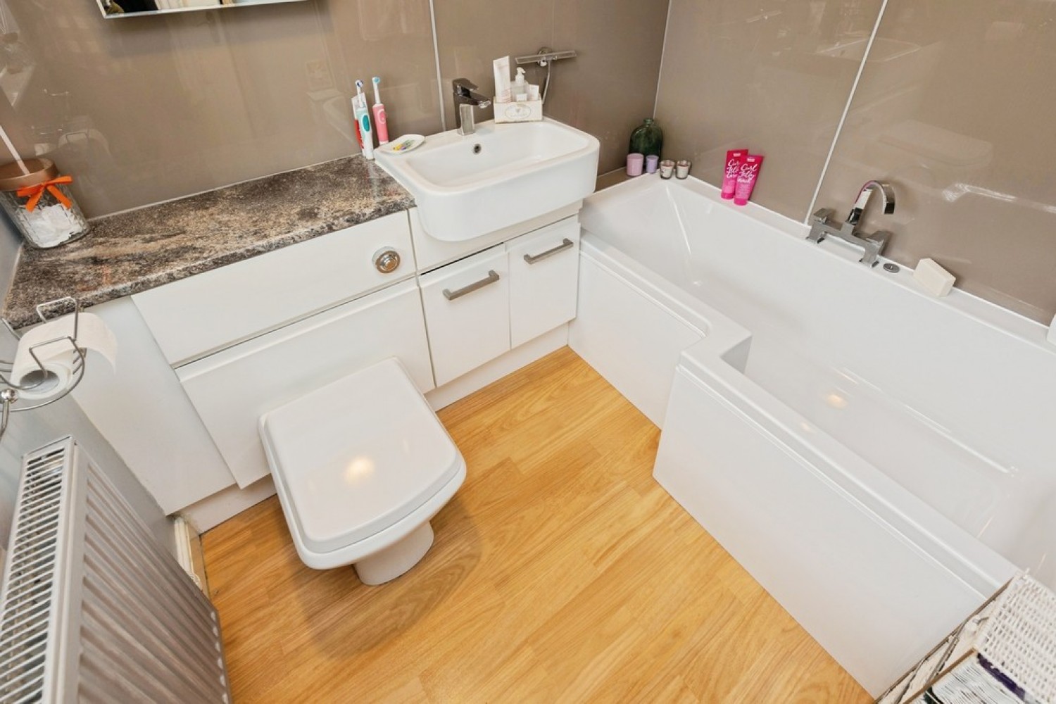 3 bedroom House for Sale Newhall, Swadlincote, Derbyshire