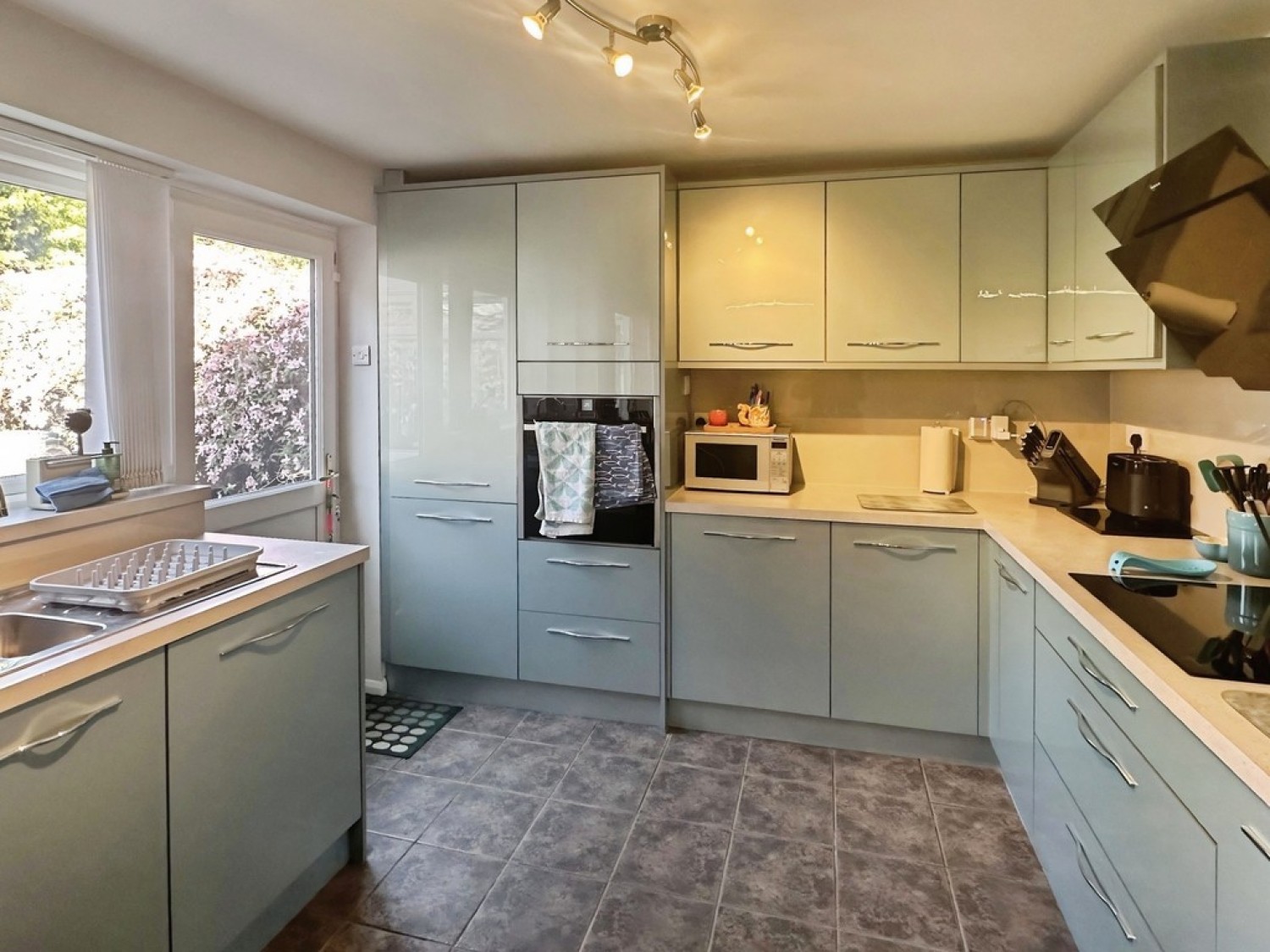 2 bedroom House for Sale The Green, Thringstone