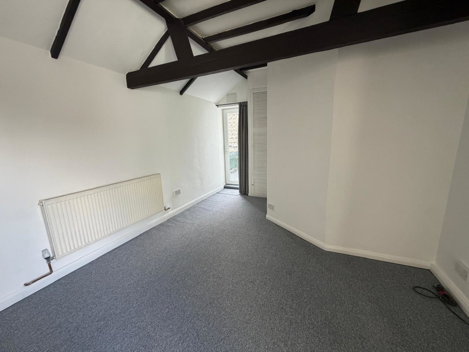 1 bedroom Flat for Letting Avenue road