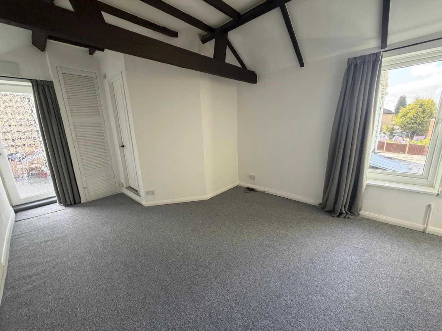 1 bedroom Flat for Letting Avenue road
