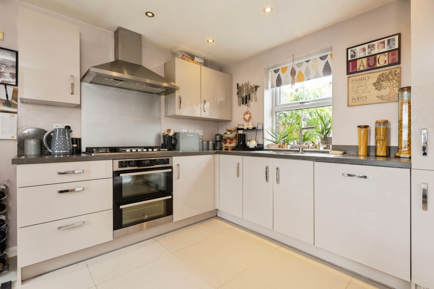 3 bedroom House for Sale Bluebell Way, Coalville