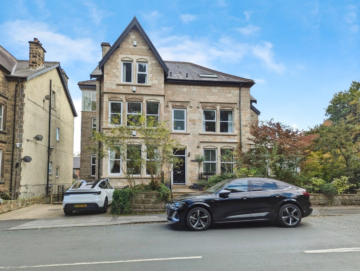 Harlow Moor Drive, Harrogate