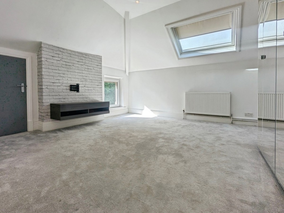 Harlow Moor Drive, Harrogate