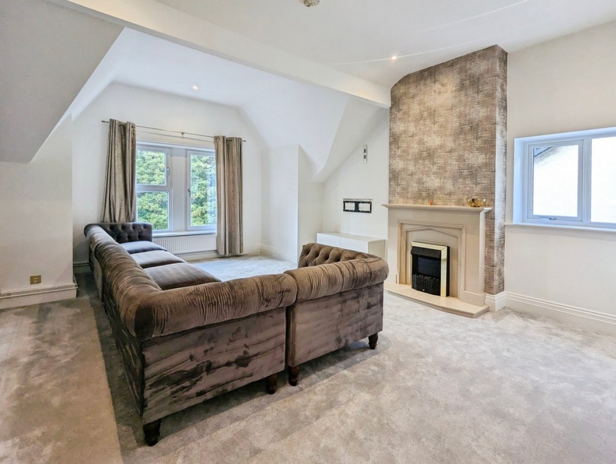 Harlow Moor Drive, Harrogate