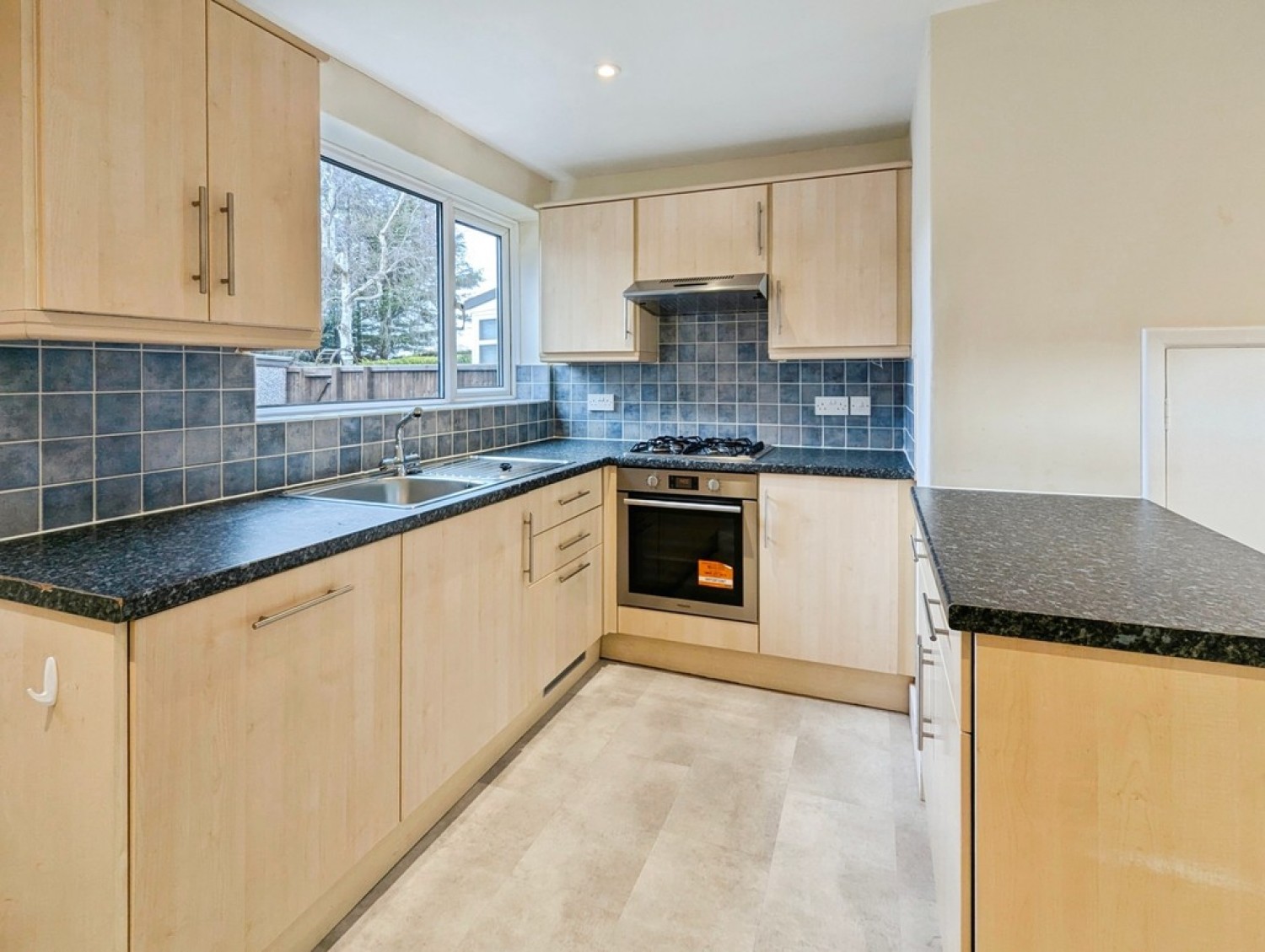 3 bedroom House for Letting Almsford Drive, Harrogate