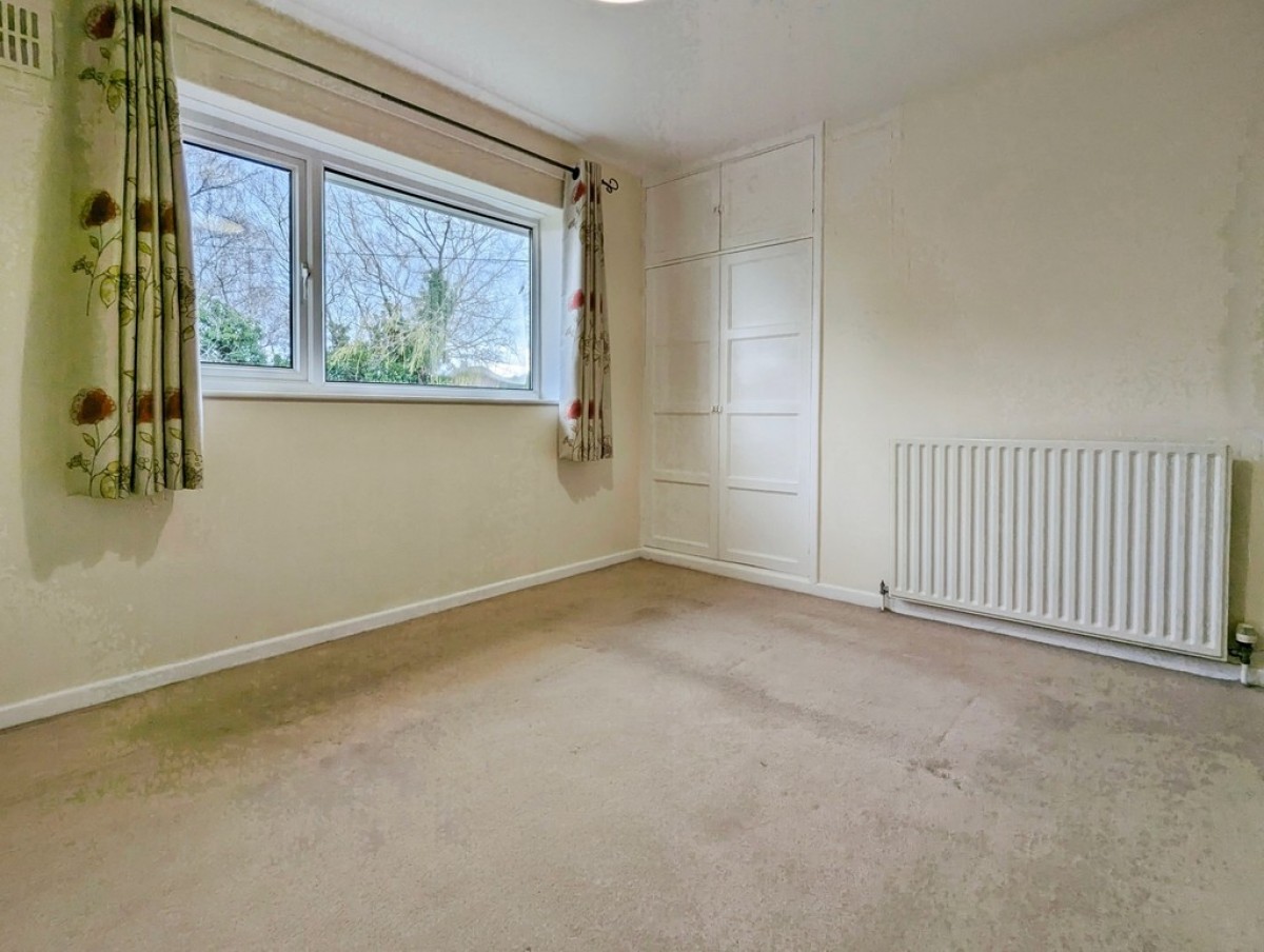 Almsford Drive, Harrogate