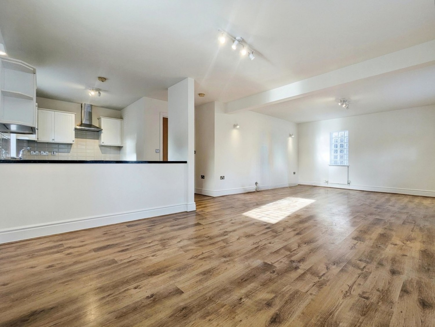 2 bedroom Flat for Letting Cold Bath Road