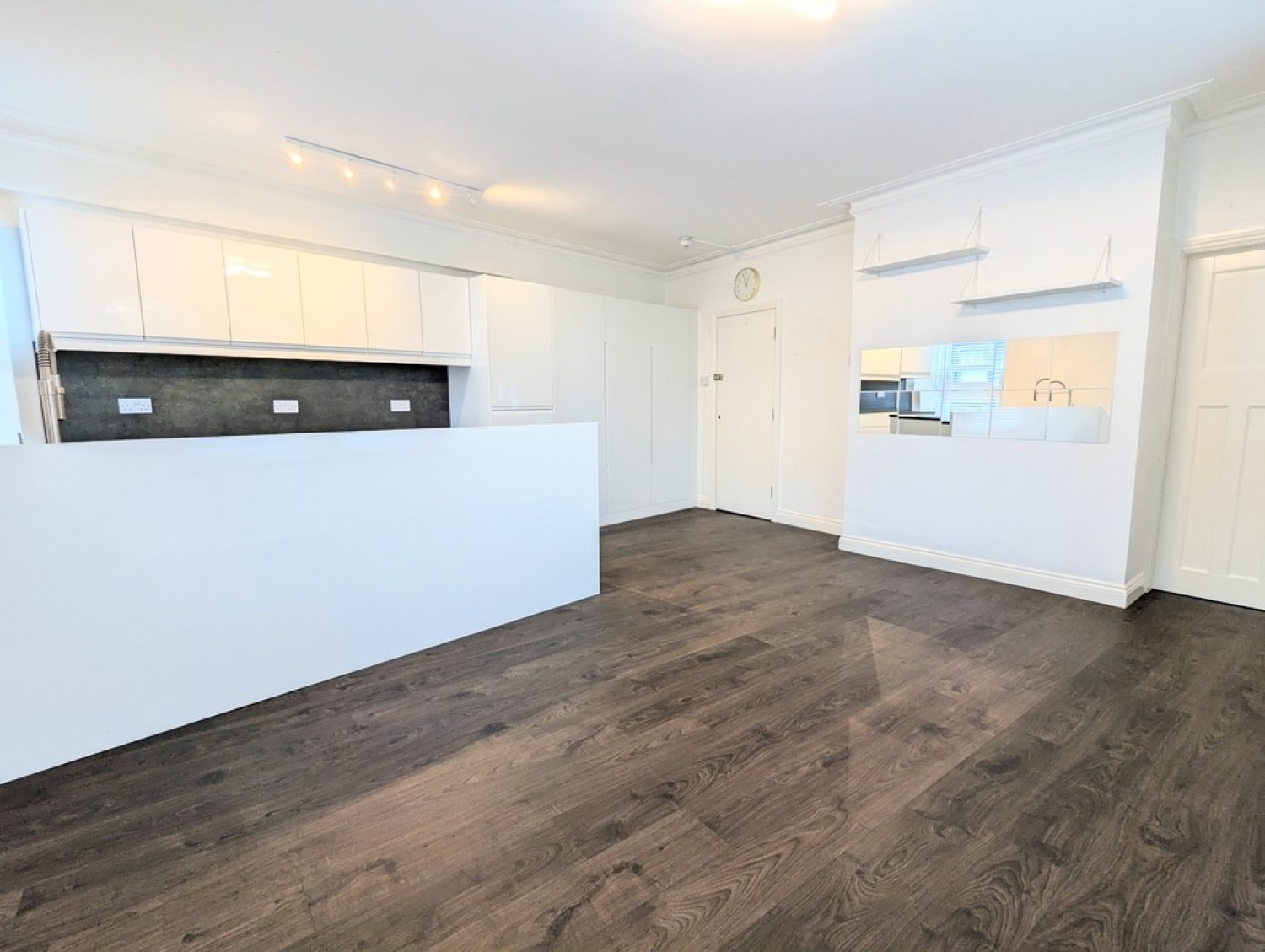 1 bedroom Flat for Letting Towering House, Cheltenham Mount, Harrogate