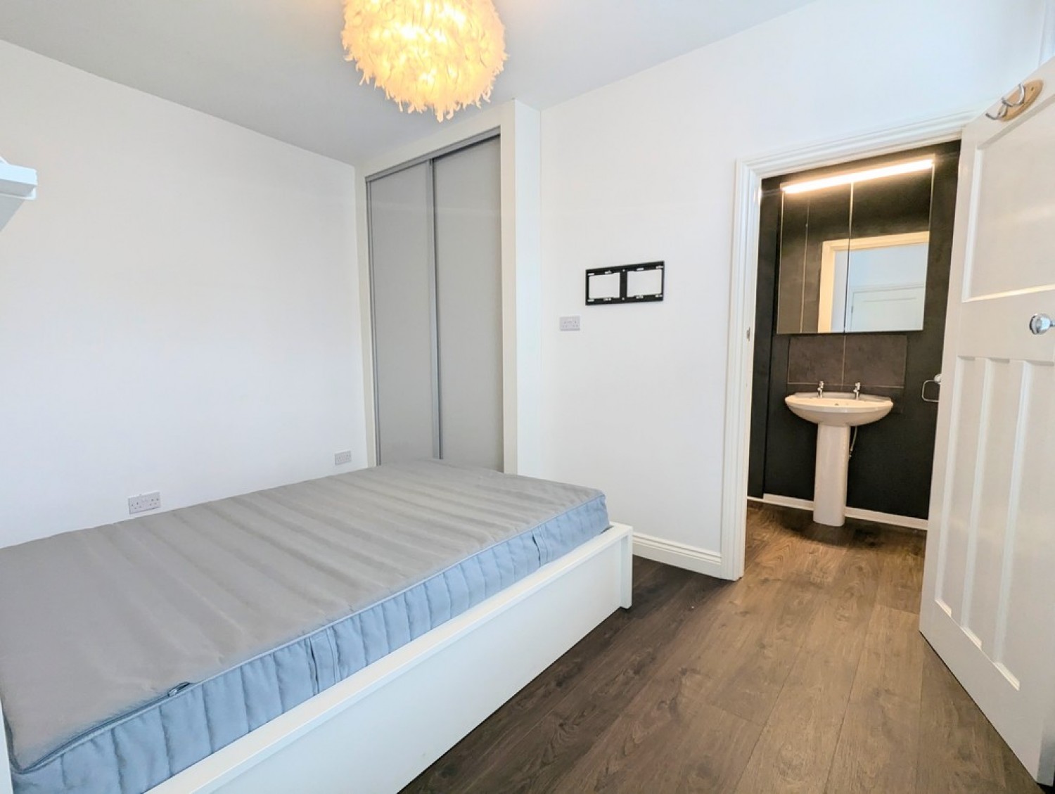 1 bedroom Flat for Letting Towering House, Cheltenham Mount, Harrogate