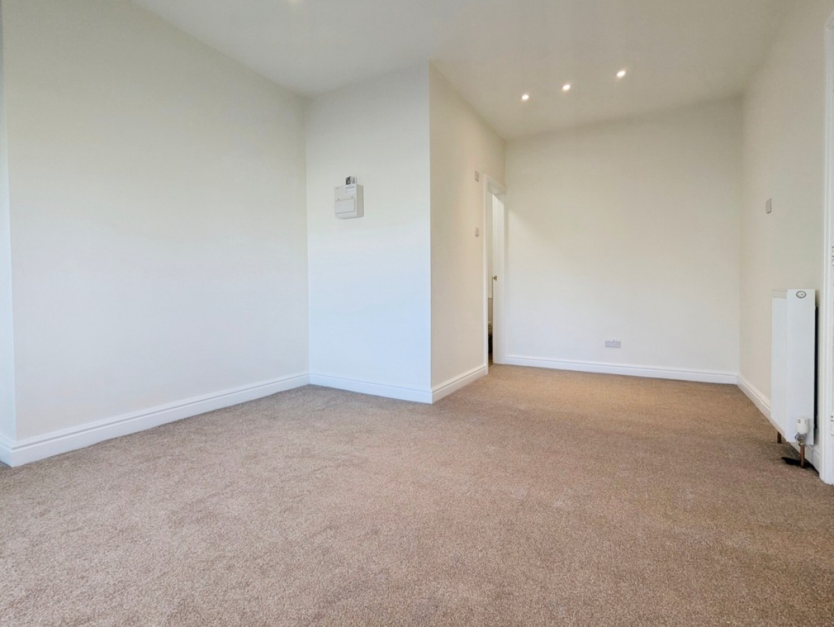 Flat 1, 6 Dragon Avenue