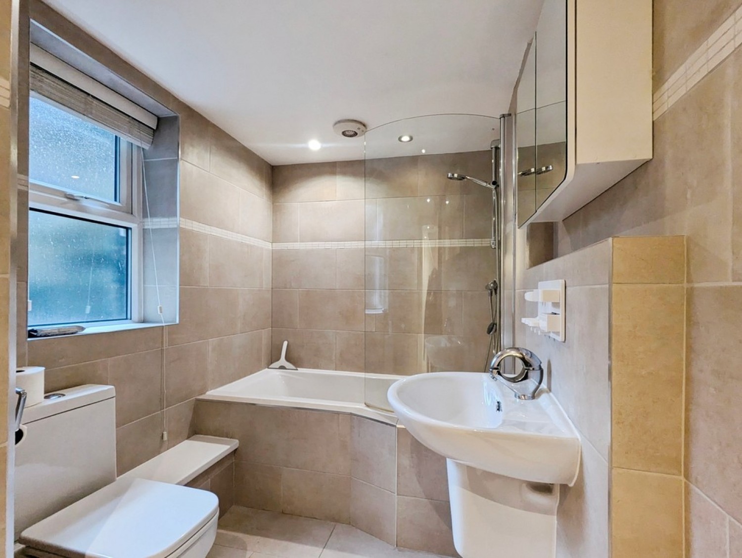 2 bedroom Flat for Letting Franklin Road, Harrogate