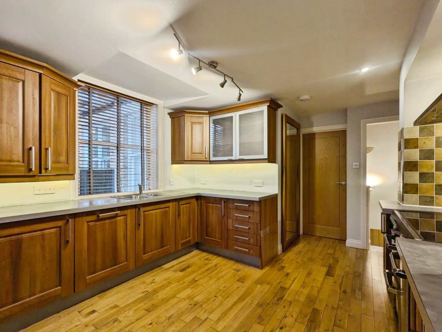 2 bedroom Flat for Letting Franklin Road, Harrogate