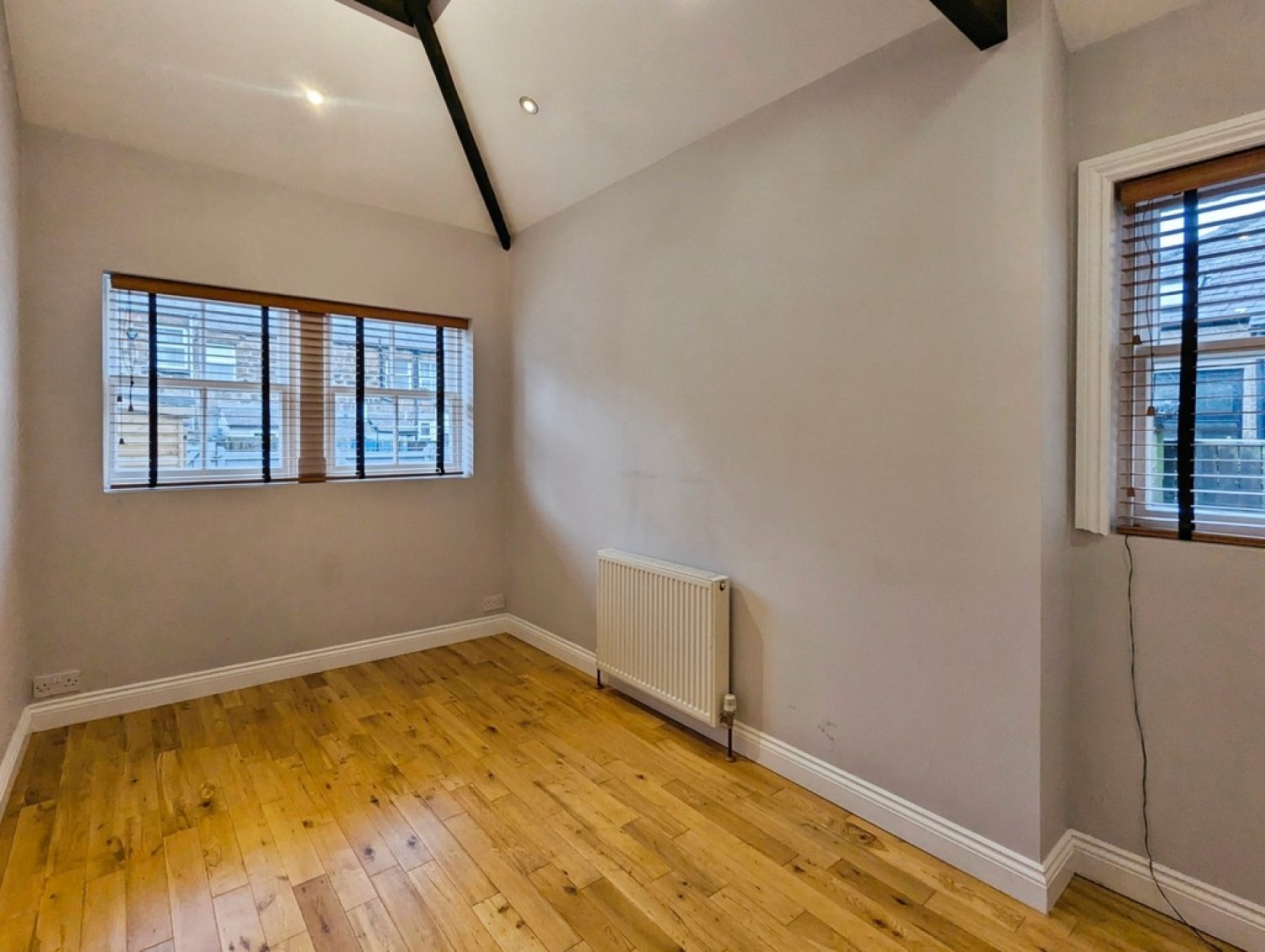 2 bedroom Flat for Letting Franklin Road, Harrogate