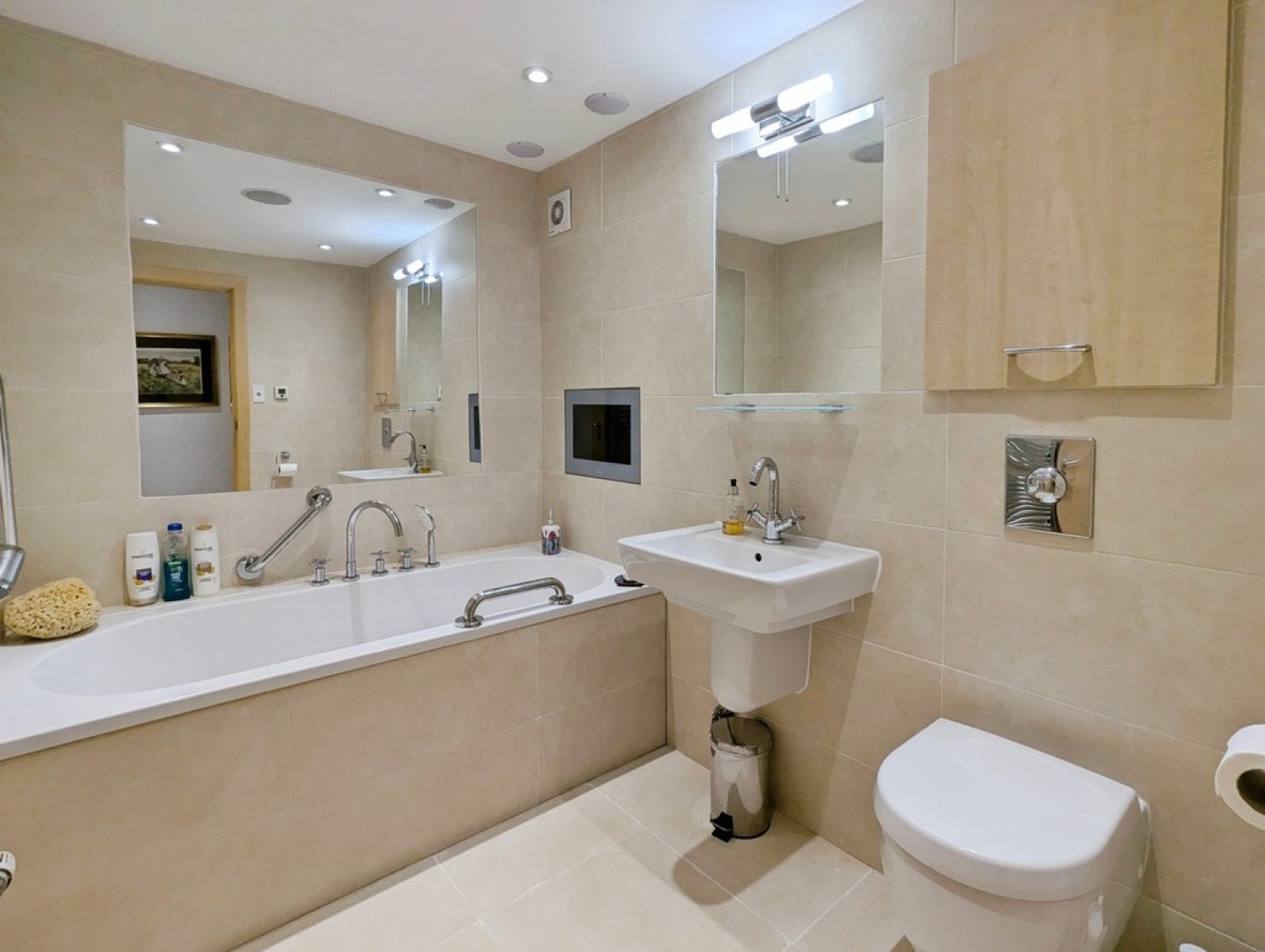 3 bedroom House for Sale Harcourt Drive, Harrogate