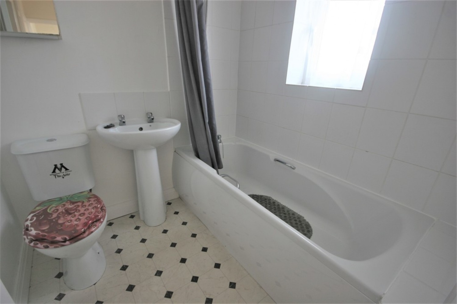 3 bedroom House for Sale Wharfedale Avenue, Harrogate