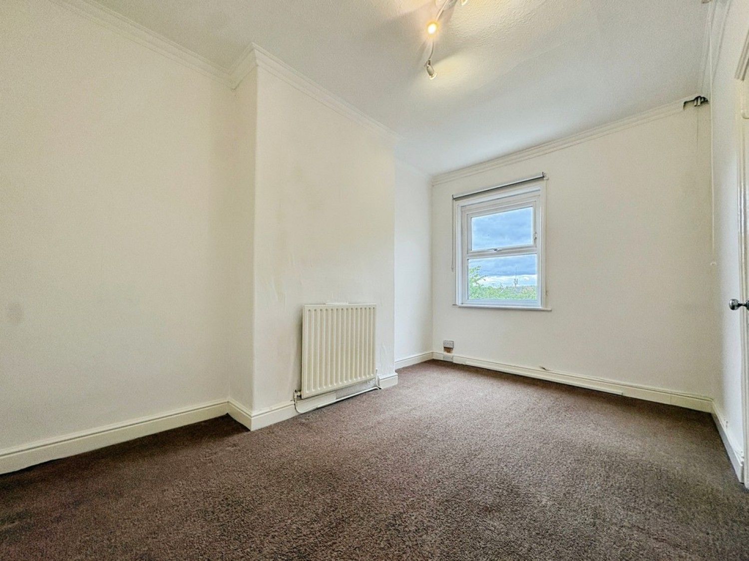 2 bedroom House for Sale The Avenue, Harrogate