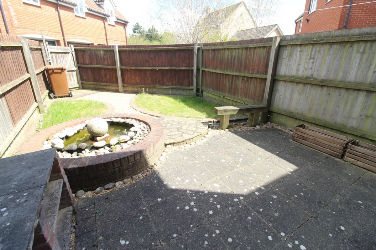 Blackbird Drive, Bury St Edmunds