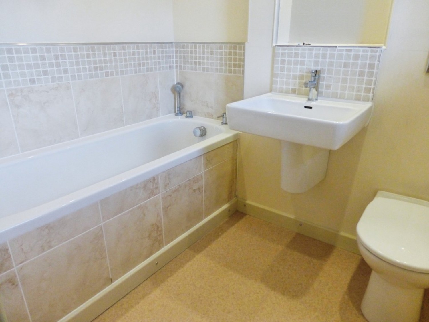 2 bedroom Flat for Letting Stephenson Place, Bury St Edmunds