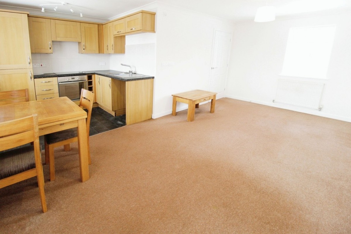 Hundred Acre Way, Red Lodge