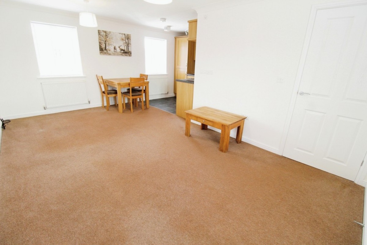 Hundred Acre Way, Red Lodge