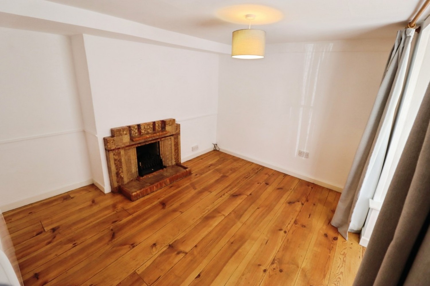 3 bedroom House for Letting The Broadway, Bury St Edmunds