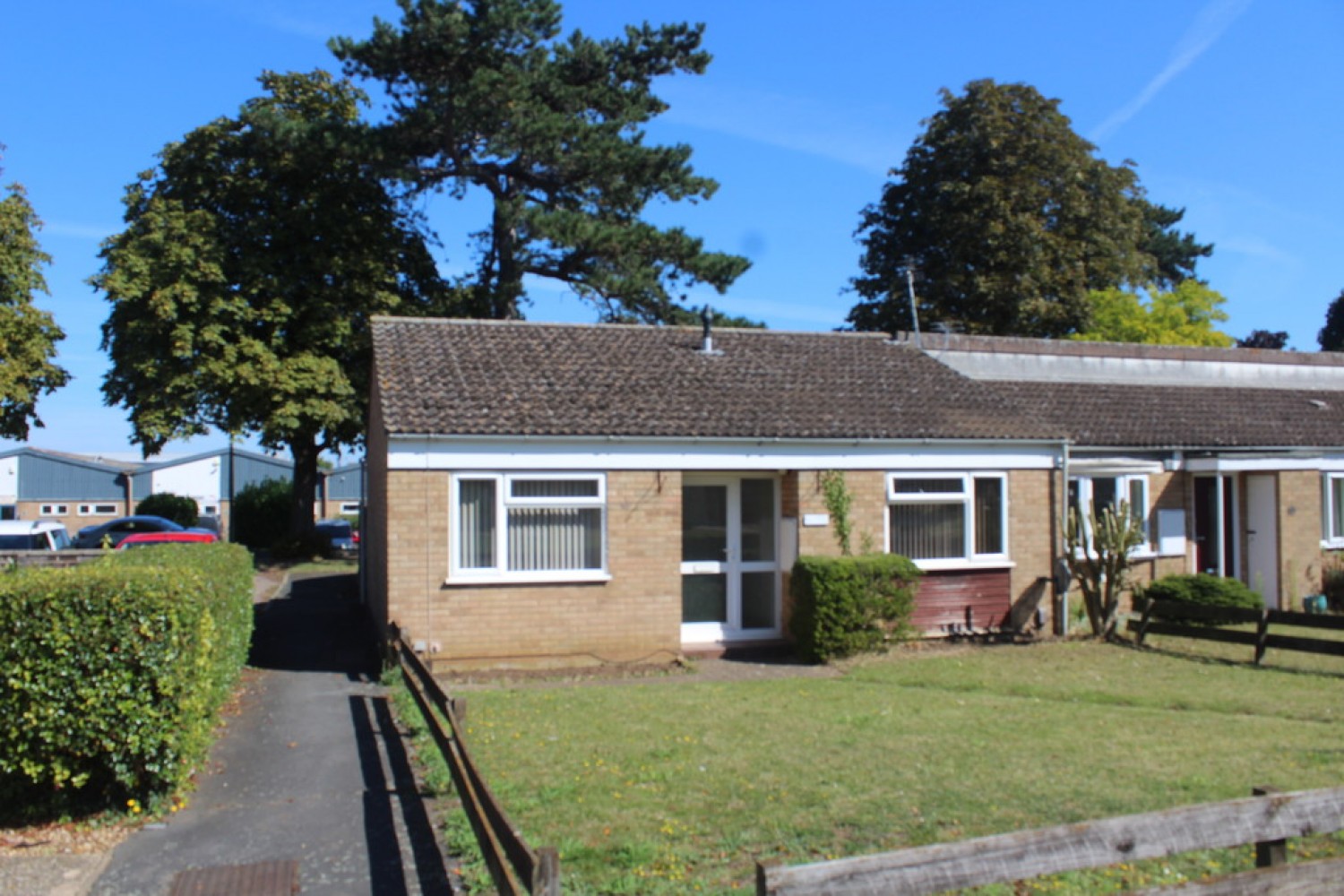 2 bedroom Bungalow for Letting Guineas Close, Newmarket