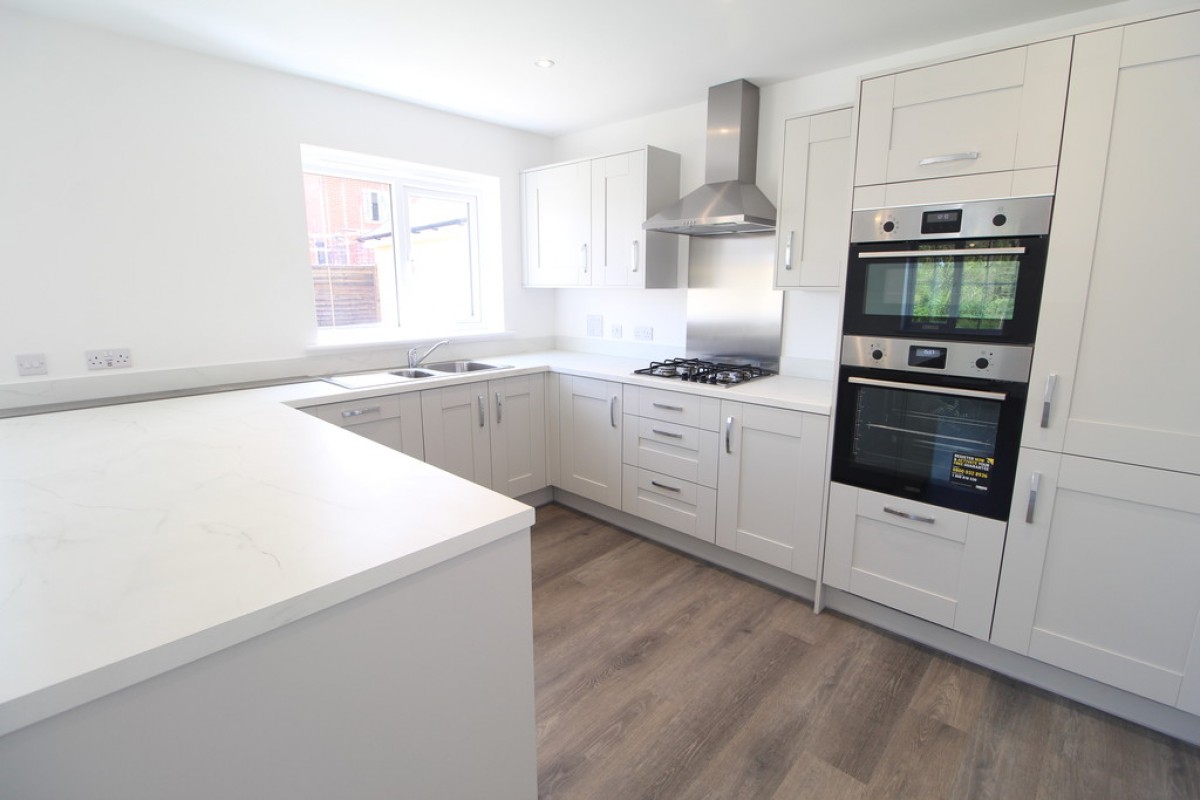 Pettits Drive, Bury St Edmunds