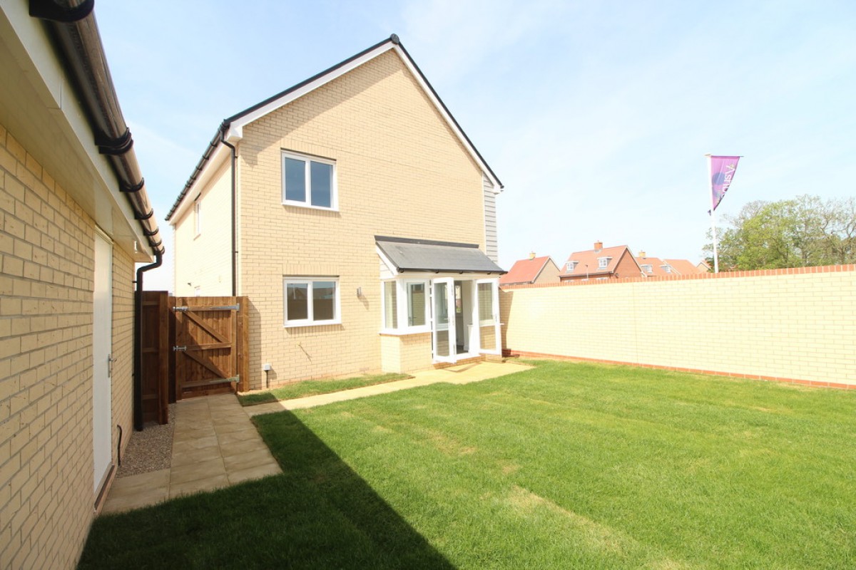 Pettits Drive, Bury St Edmunds