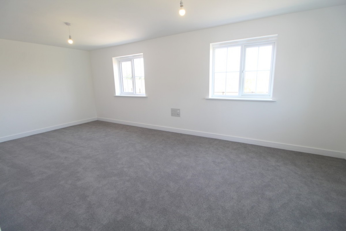 Pettits Drive, Bury St Edmunds