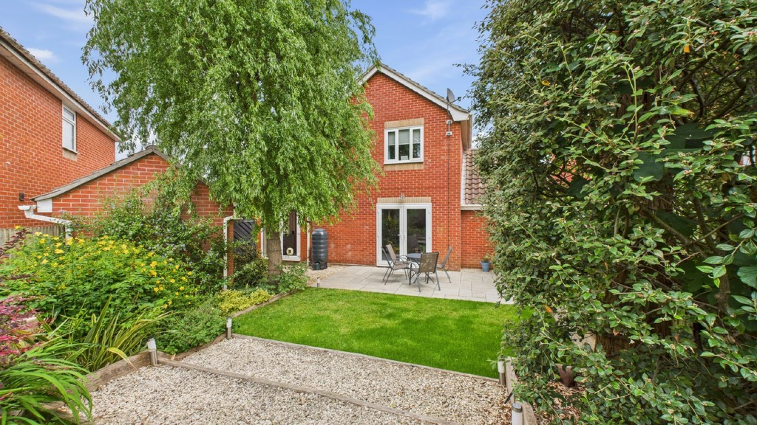 Lyminster Close