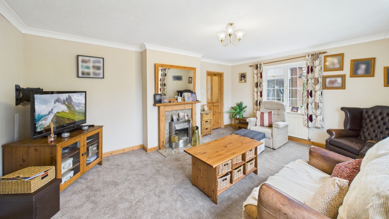 5 bedroom House in Briar Hill, Woolpit, Suffolk