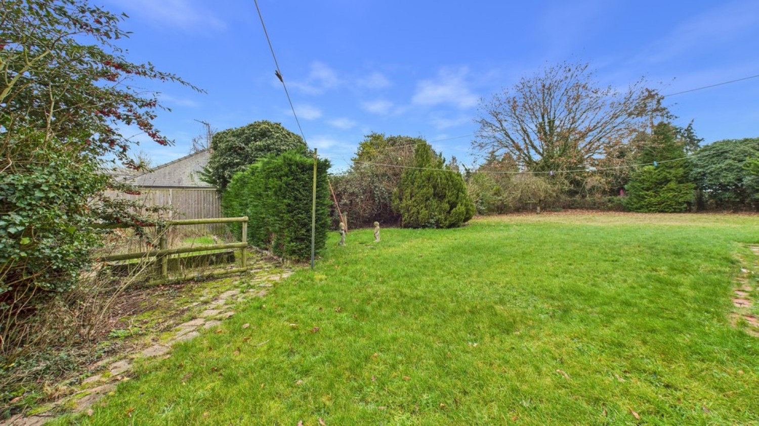 5 bedroom House in Briar Hill, Woolpit, Suffolk