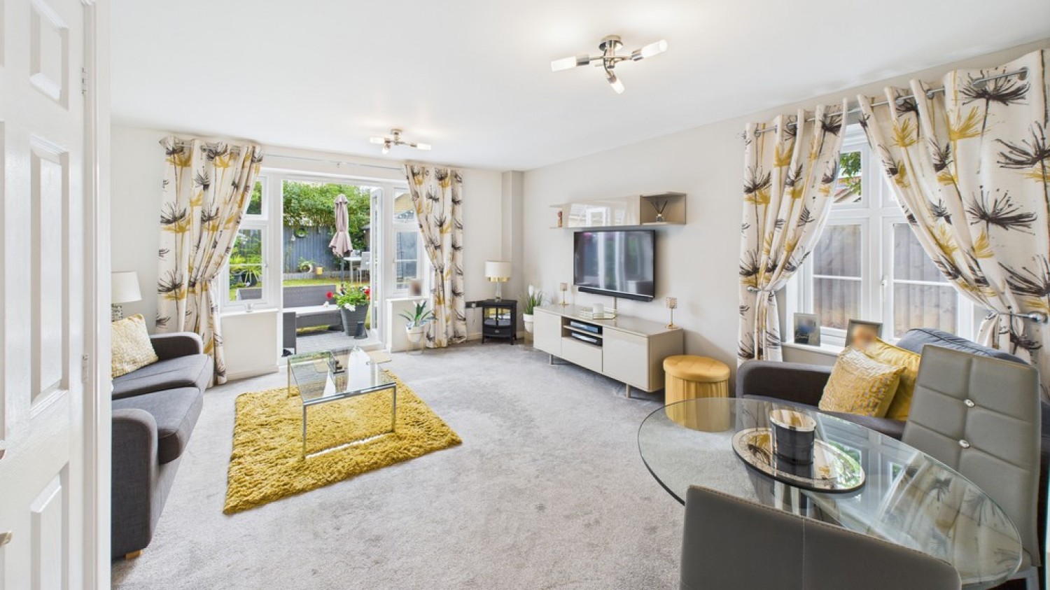 3 bedroom House for Sale Juniper Road, Bury St Edmunds, Suffolk