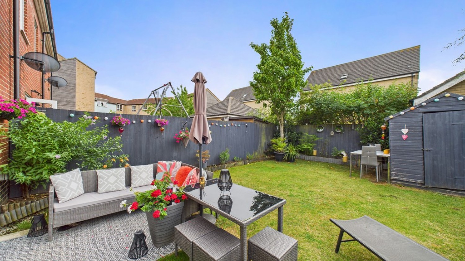 3 bedroom House for Sale Juniper Road, Bury St Edmunds, Suffolk