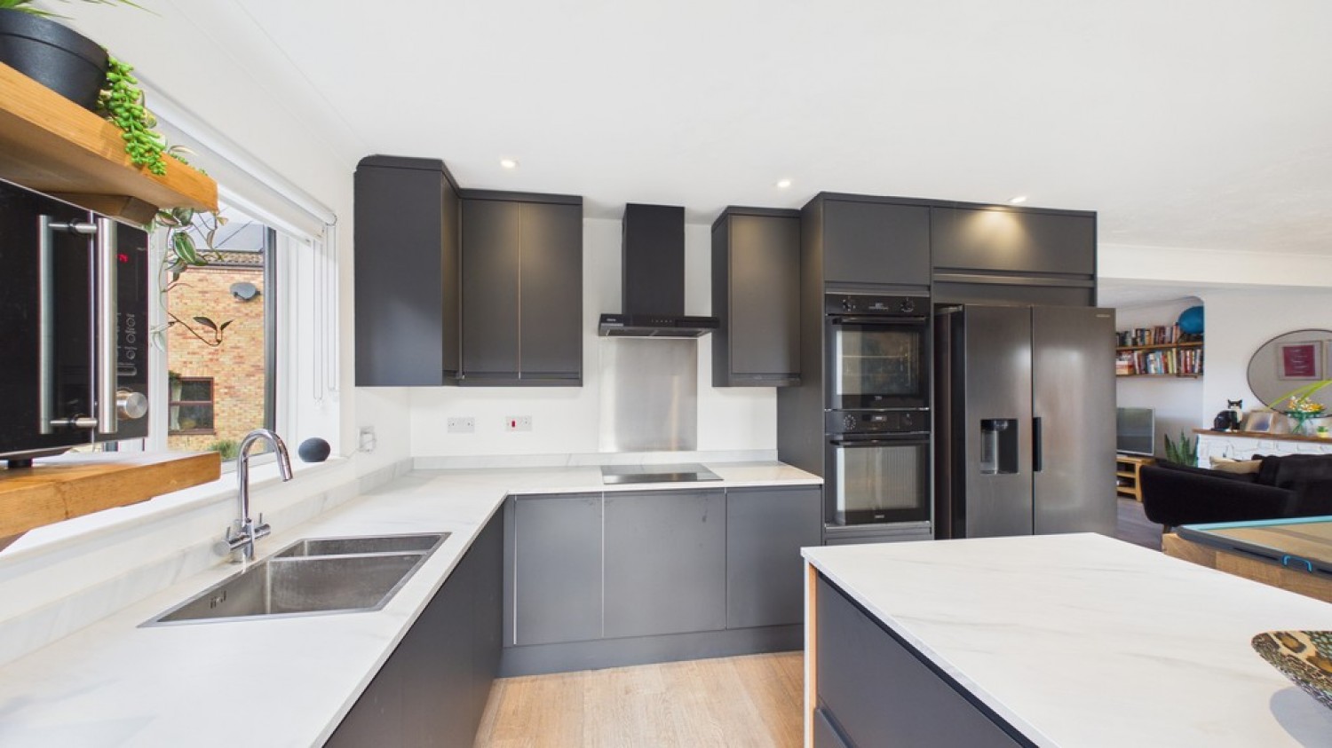 3 bedroom House for Sale Alicia Court, Bury St Edmunds, Suffolk