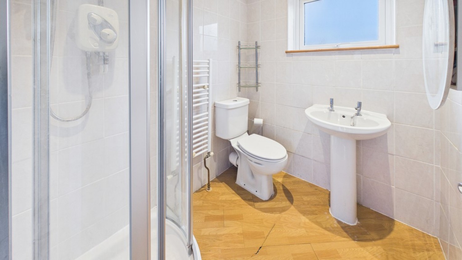 3 bedroom House for Sale Alicia Court, Bury St Edmunds, Suffolk
