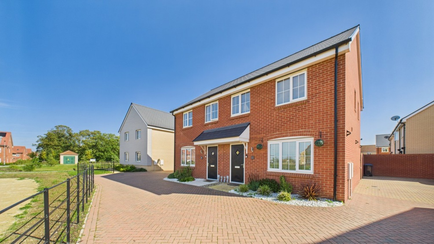 3 bedroom House for Sale Marham Park, Bury St Edmunds, Suffolk