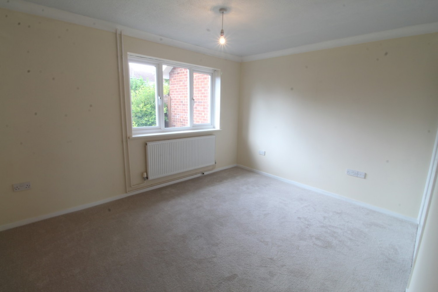 2 bedroom Bungalow for Sale Lawshall, Bury St Edmunds, Suffolk